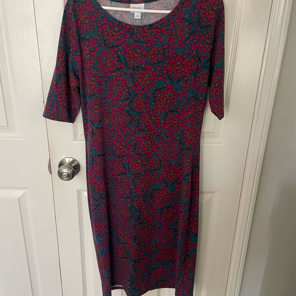 Lularoe Women’s Floral Scoop Neck Julia Dress in Teal and Magenta